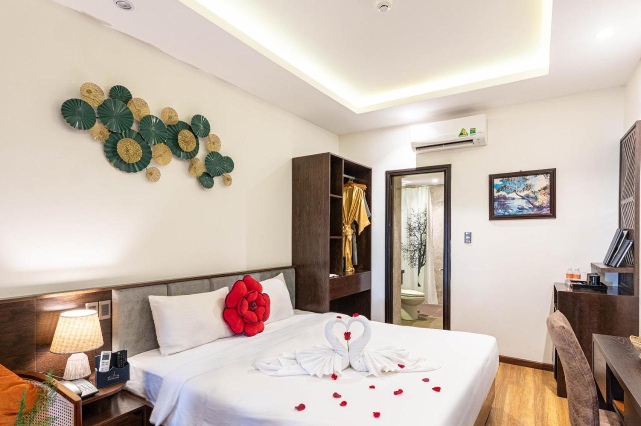 Hoang Trinh Hotel Hoi An Esterno foto